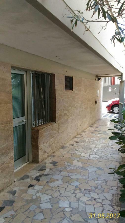 Hotel Monolocale Via Leopardi Pescara Zewnętrze zdjęcie
