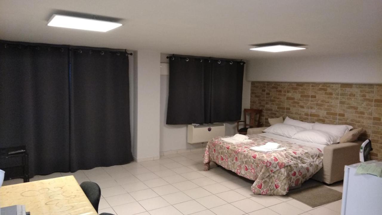 Hotel Monolocale Via Leopardi Pescara Zewnętrze zdjęcie